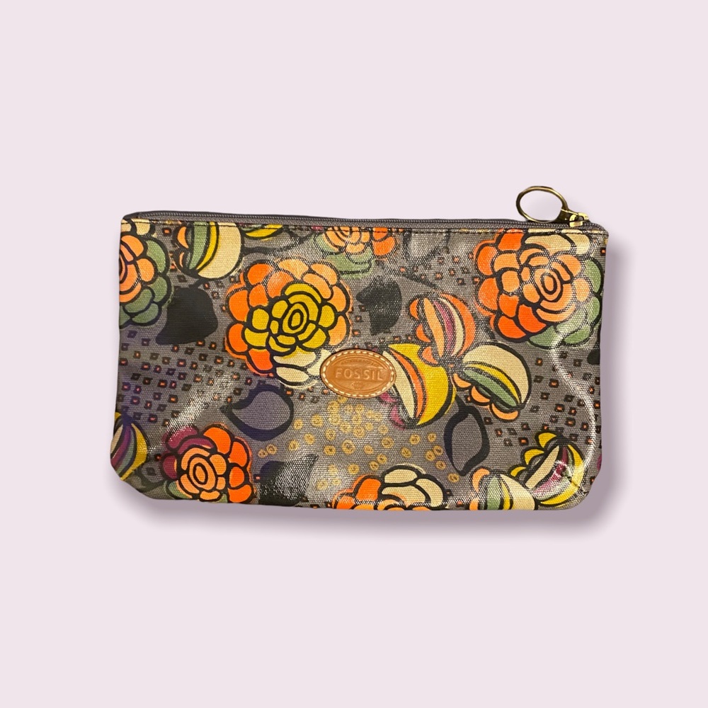 Fossil clutch / pouch